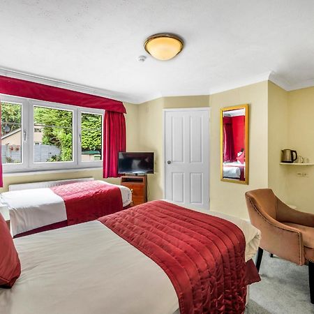 Dial House Hotel Crowthorne Eksteriør billede