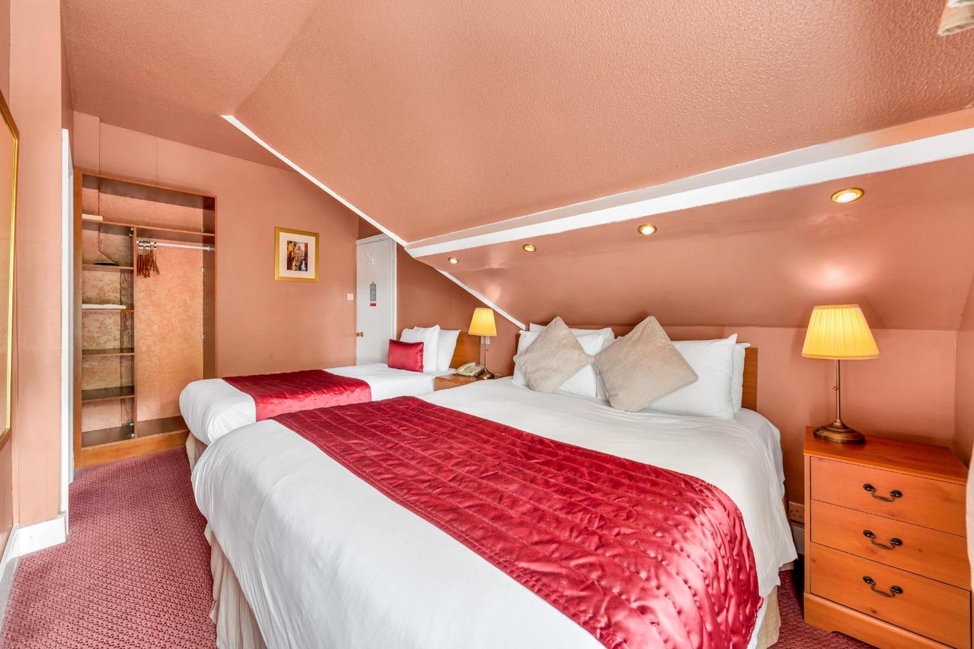 Dial House Hotel Crowthorne Eksteriør billede