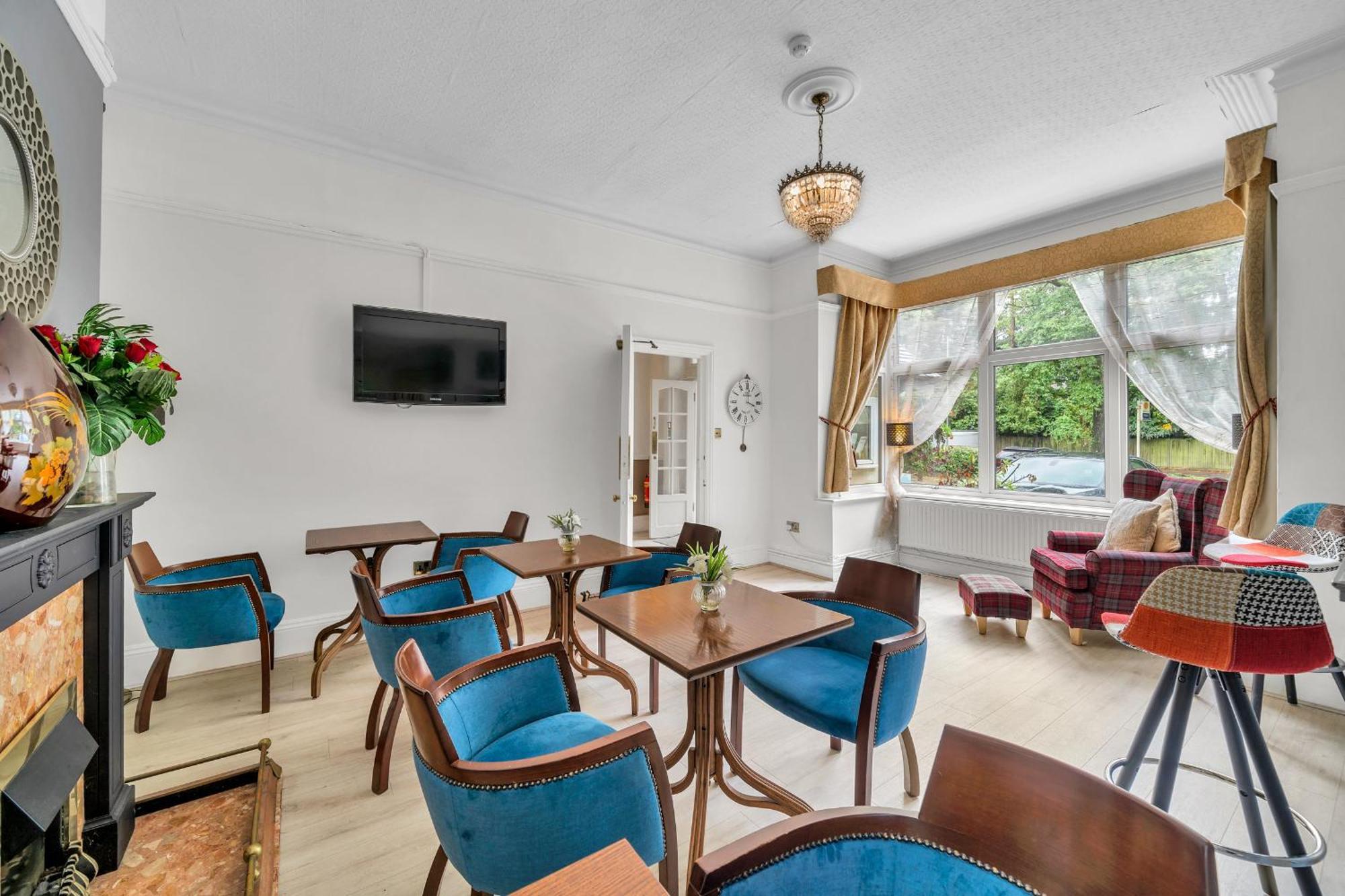 Dial House Hotel Crowthorne Eksteriør billede
