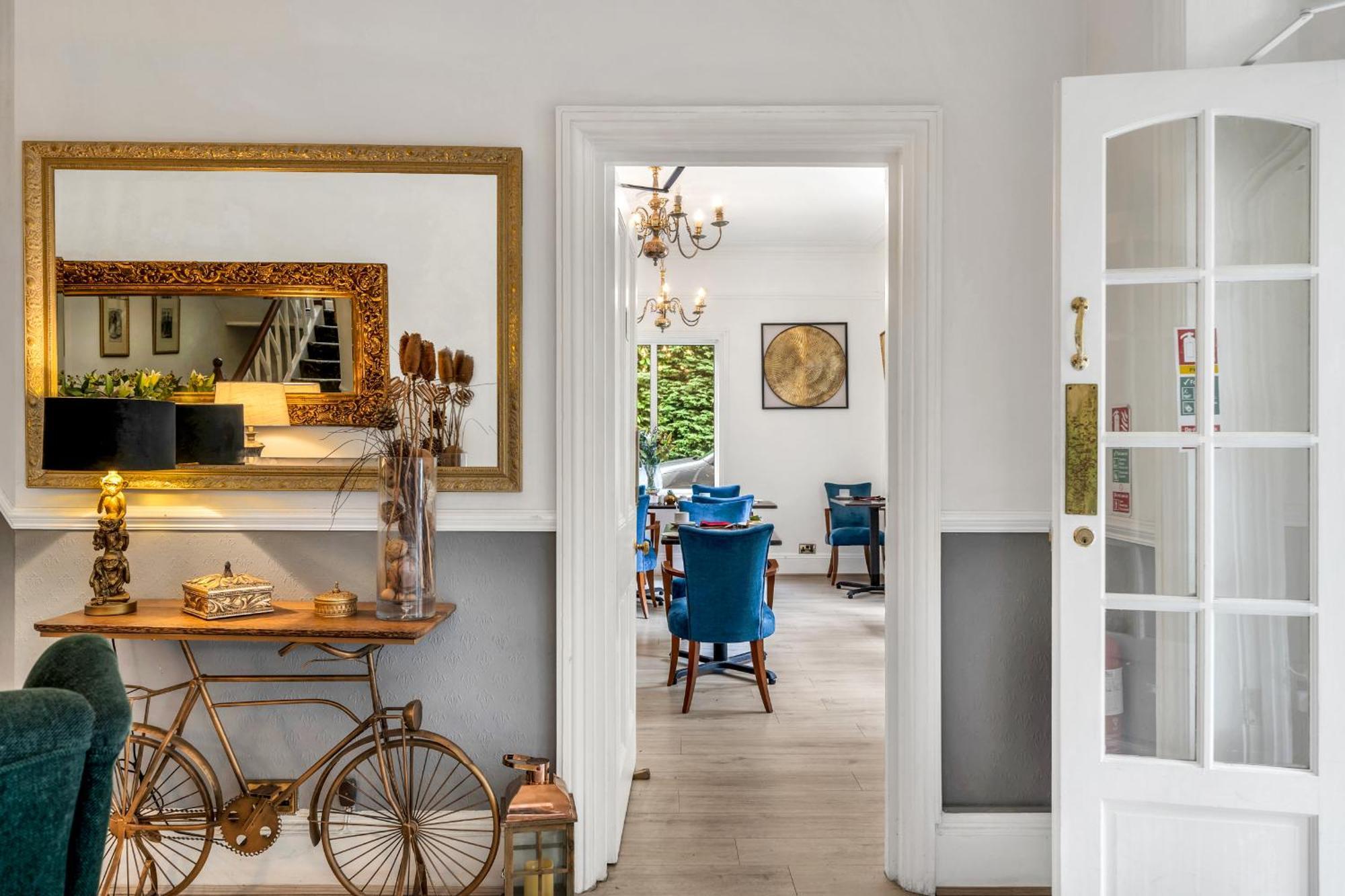 Dial House Hotel Crowthorne Eksteriør billede