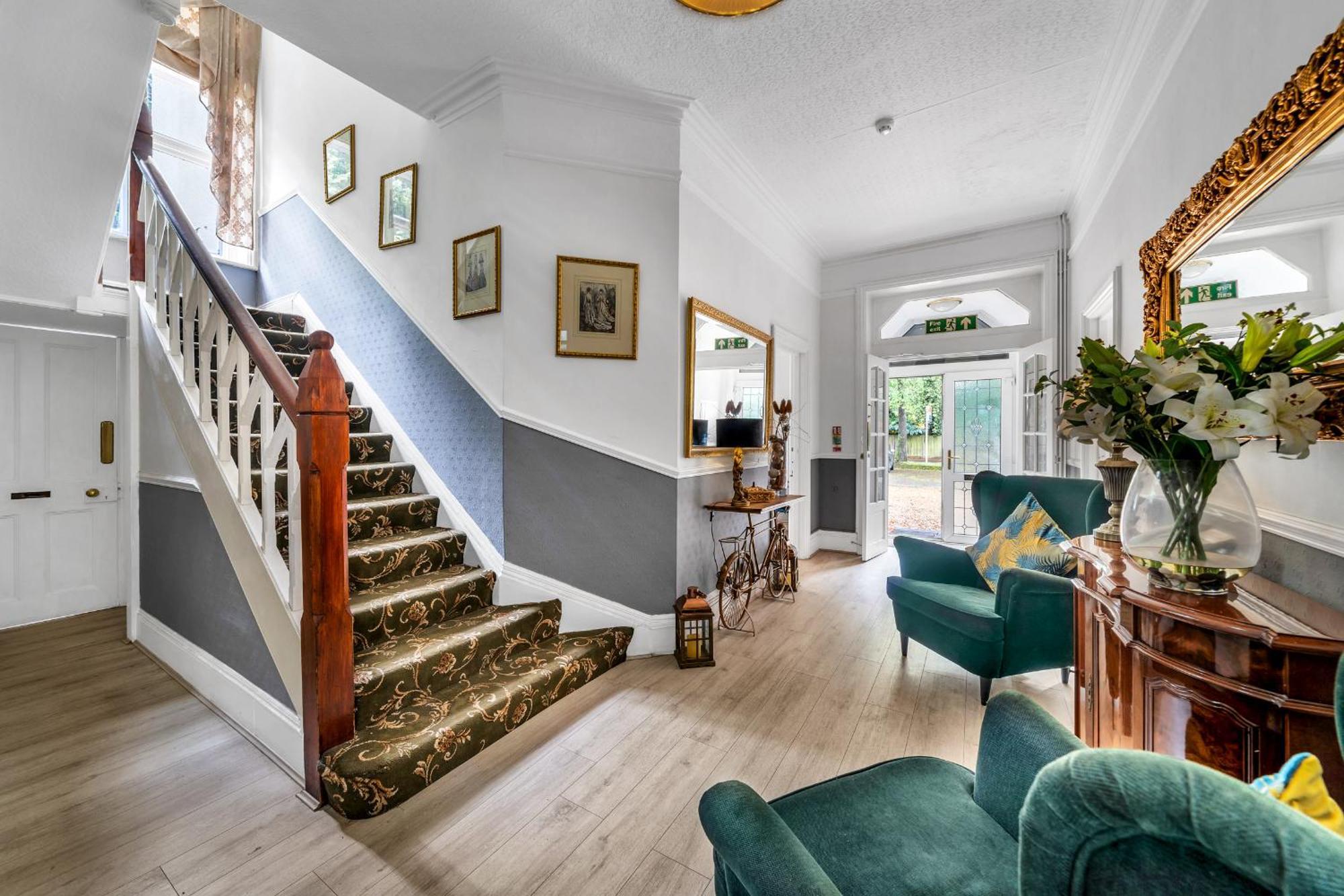 Dial House Hotel Crowthorne Eksteriør billede