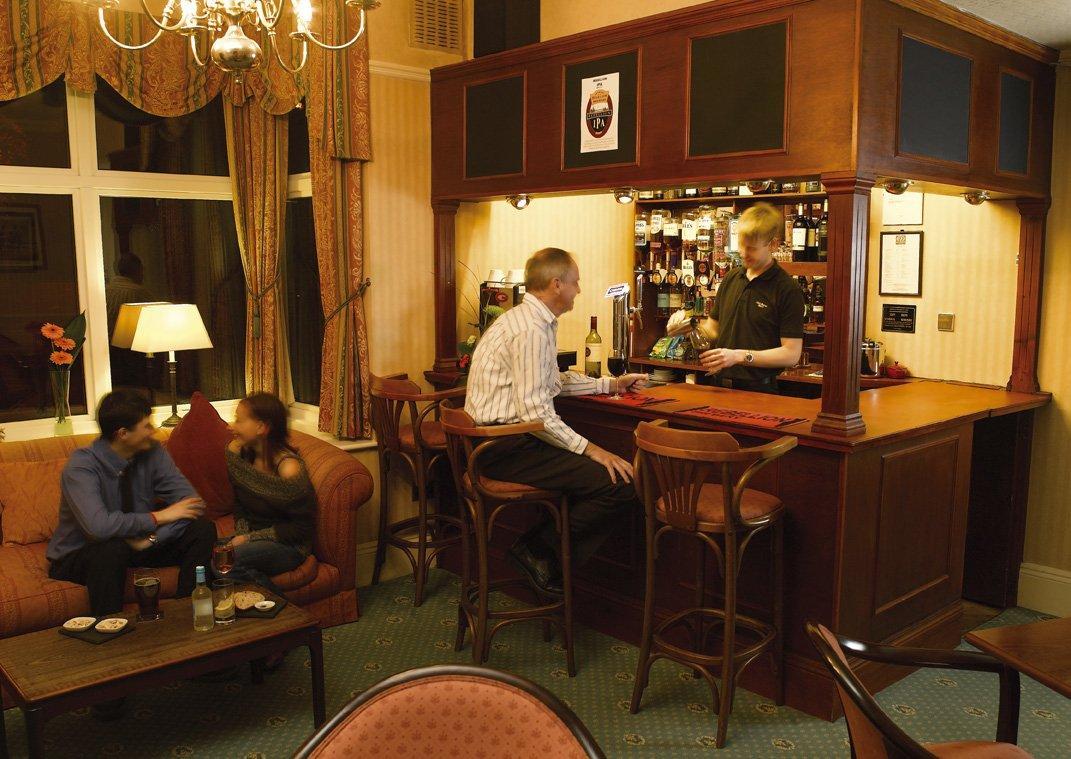 Dial House Hotel Crowthorne Eksteriør billede